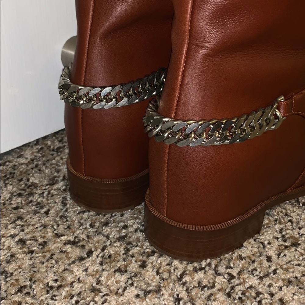 Cate Boot Flat calf/chain Christian Louboutin SALE - Picture 6 of 8